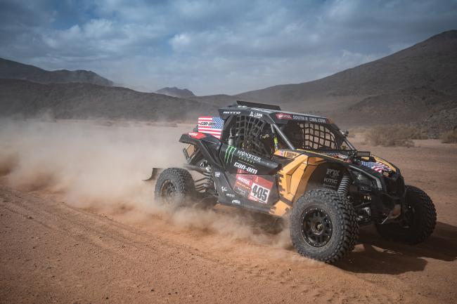 Casey Currie at Stage 4 of 2020 Dakar Rally - Neom to Al Ula. Photo by MCH Photo