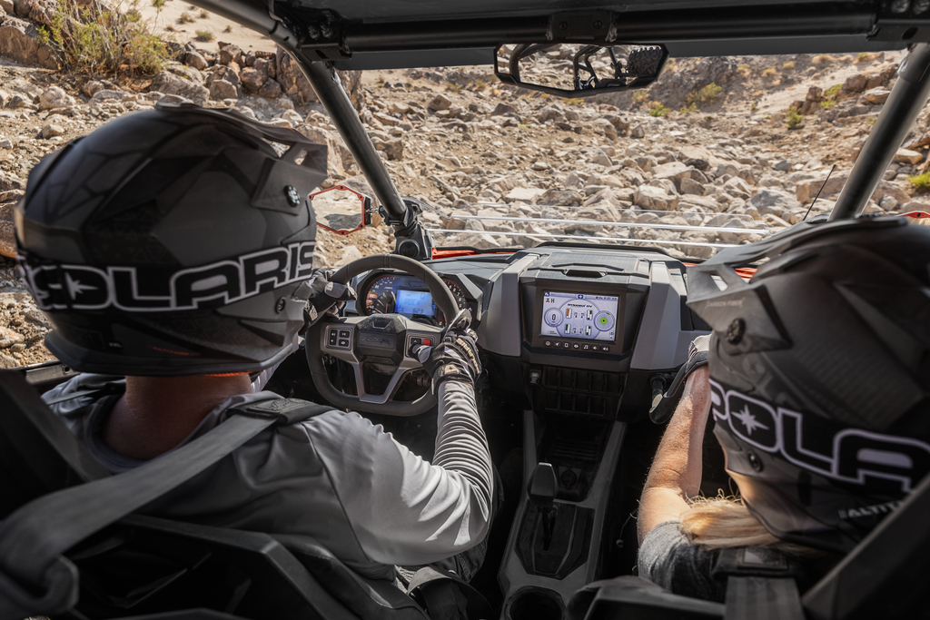 WebMedium JPG 2023 orv rzr turbo r ultimate orange madness image detail SIX6625 01257 WebMedium JPG 2023 orv rzr turbo r ultimate orange madness image detail SIX6625 01257